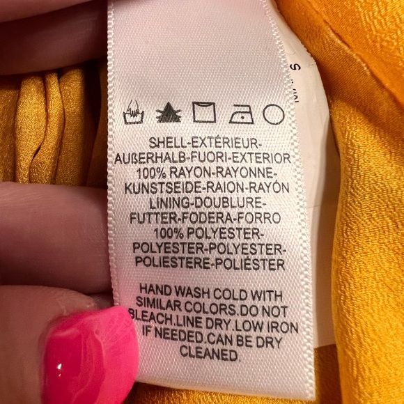 DRESS THE POPULATION Marigold Eyelet yellow DRESS open back - Picture 11 of 12